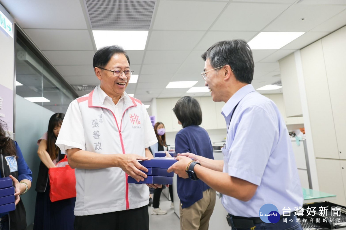 張市長表示，父親不僅是家庭的支柱，更是子女成長過程重要的導師與榜樣。