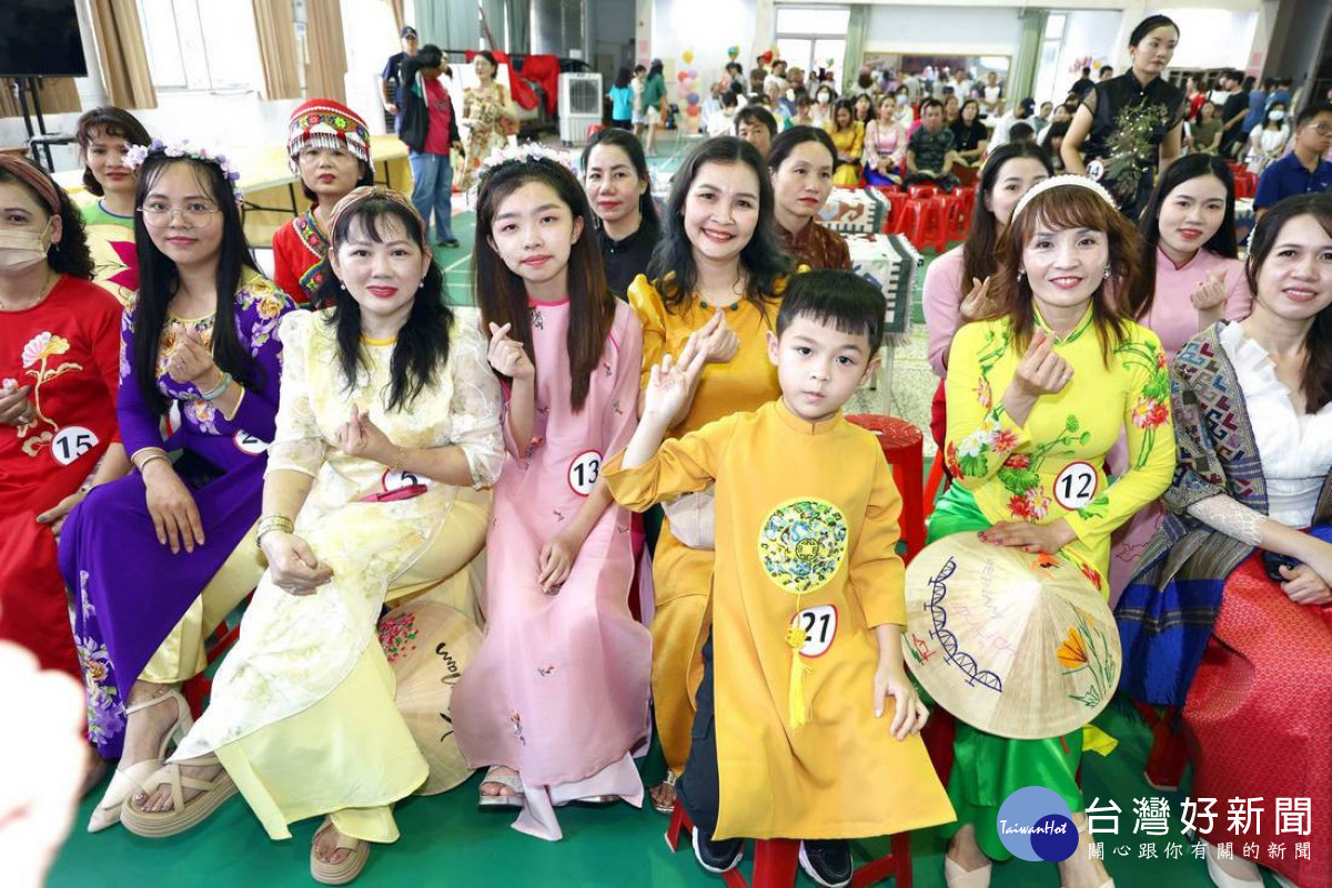 集集新住民嘉年華熱鬧溫馨。（縣府提供）
