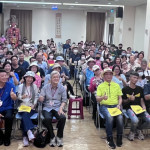 彰化南瑤宮修復工工作坊講座，邀請李乾朗教授實景解說，讓民眾近距離瞭解古蹟文化價值，民眾反應熱烈，座無虛席。圖／彰化市公所提供