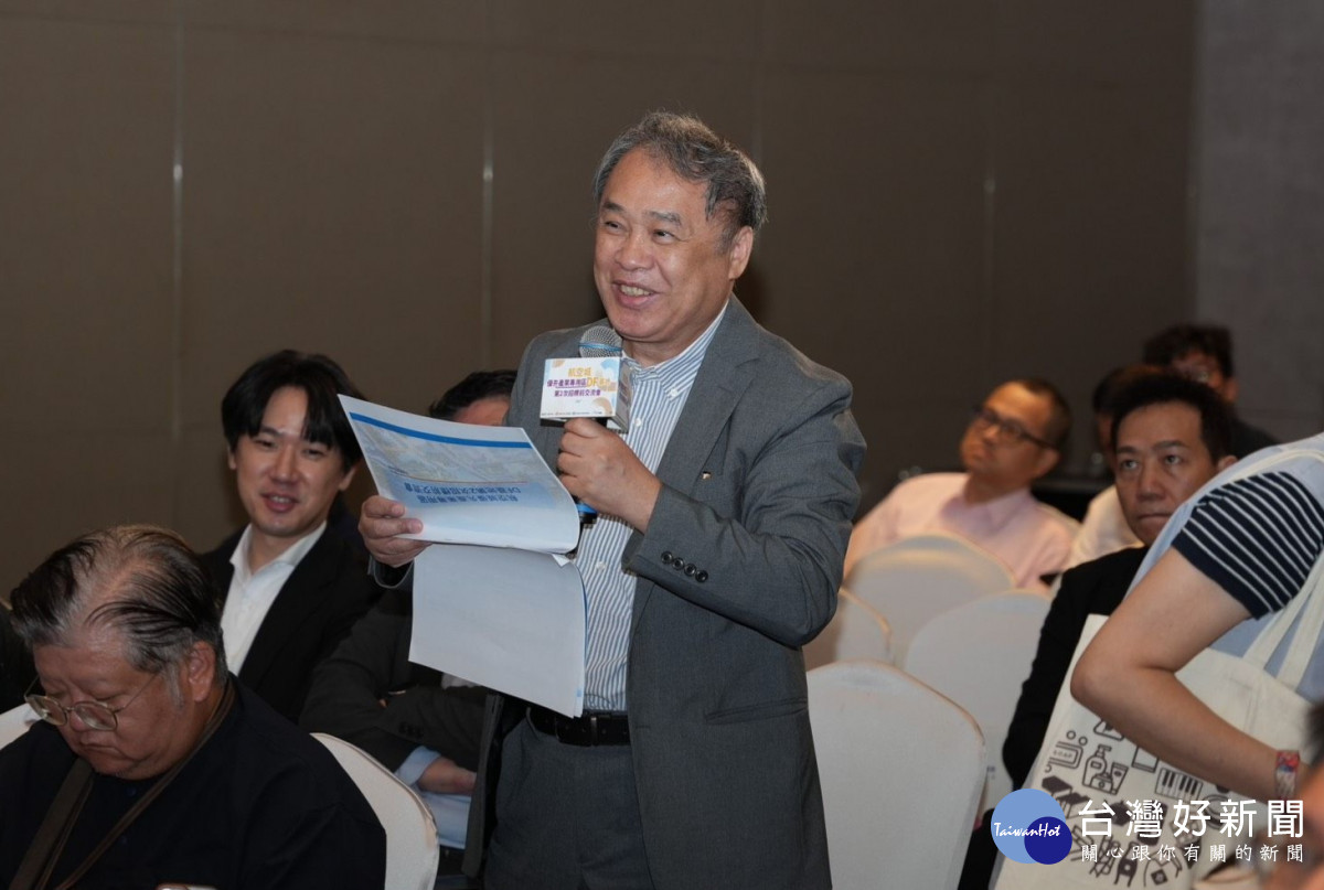 說明會吸引許多有意投資人參與。