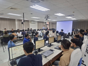 竹縣警察局邀請國內專家講授「加密貨幣反詐騙、反洗錢課程」。