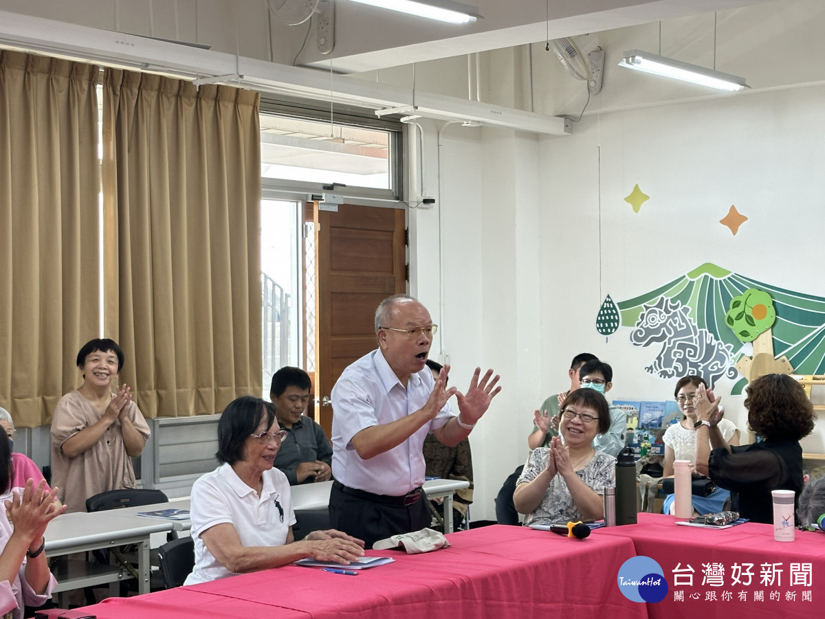 李榮昌武官向大家分享在美國華府與鄭大使共事的難忘經驗。