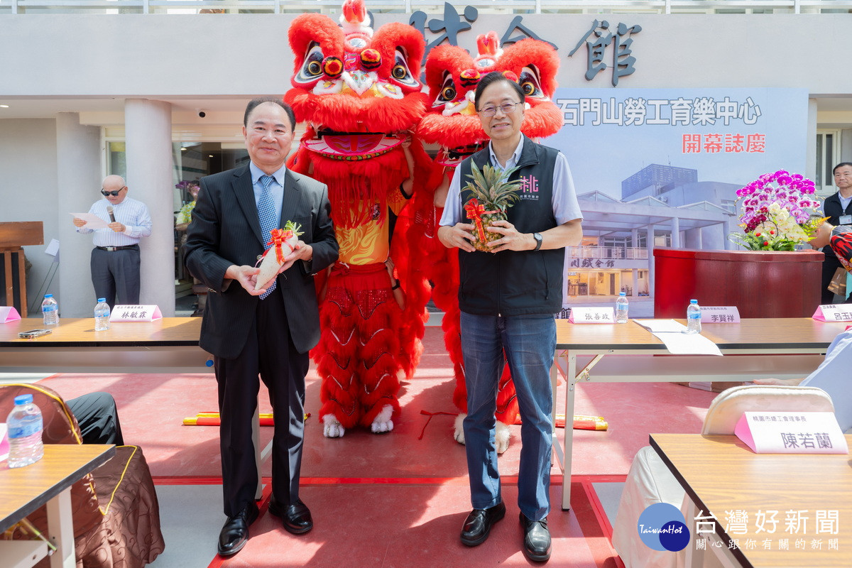 桃園市長張善政出席「石門山勞工育樂中心開幕典禮」。<br />
