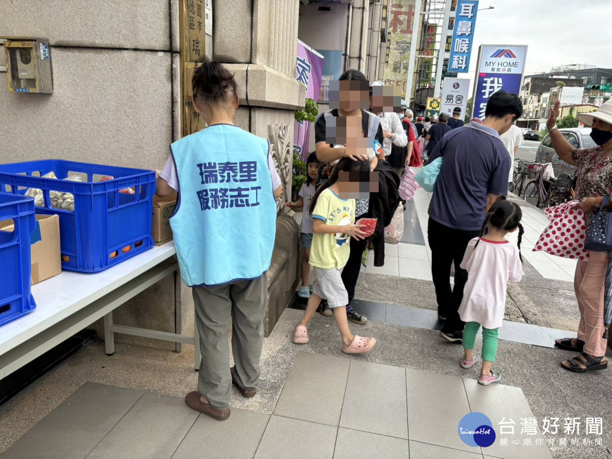 目前桃園已有79處食享冰箱據點，展現桃園公益能量持續擴大。