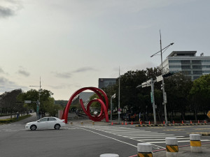 台積電中科二期將興建4座1.4奈米晶圓廠，土地已於6月點交，預計下半年動工。