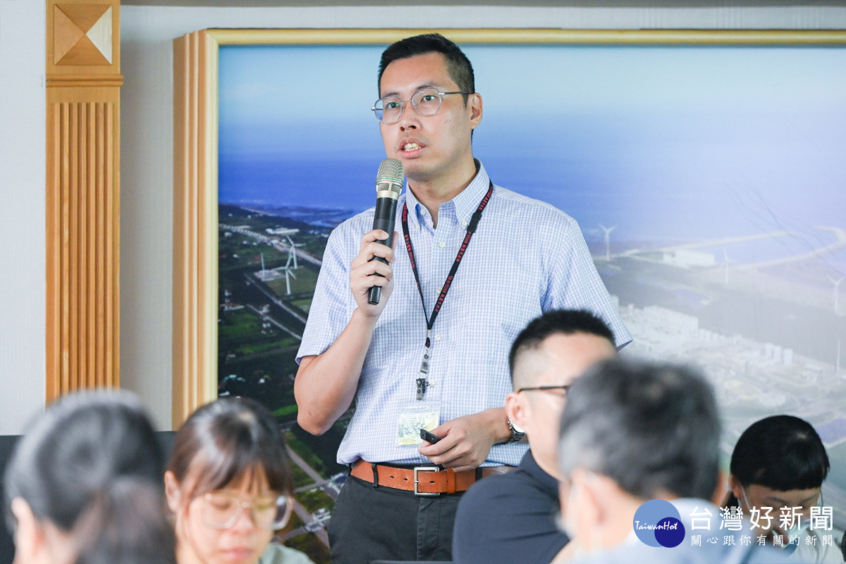 交通局於「114年8月份桃園市道路交通安全會報」中進行專案報告。