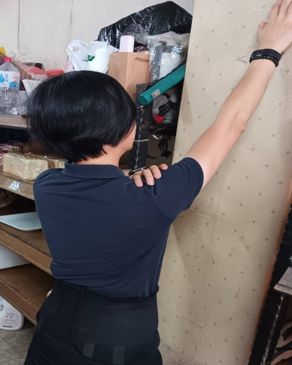 婦女右肩酸痛誤為五十肩4年治不好   醫師查出脂肪瘤作祟手術後症狀消失