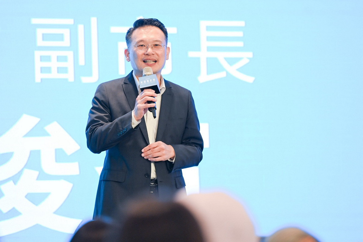 桃園市副市長蘇俊賓於「2025桃園電影節」開幕記者會中致詞。<br />

