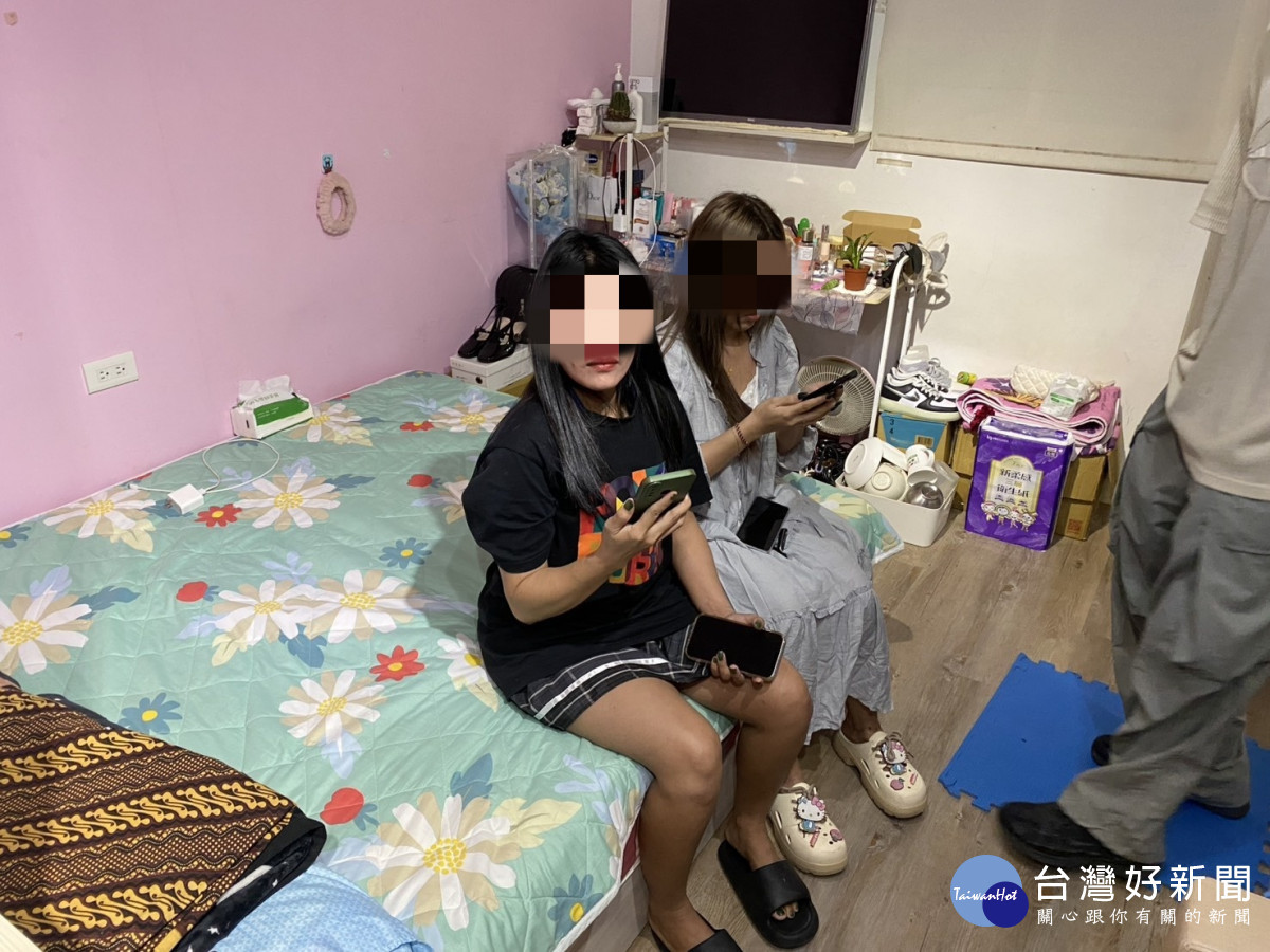 應召站，泰、印籍女子落網。