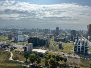 14期重劃區線上個案多達49個，建商無不端出頂級規劃，力求脫穎而出。