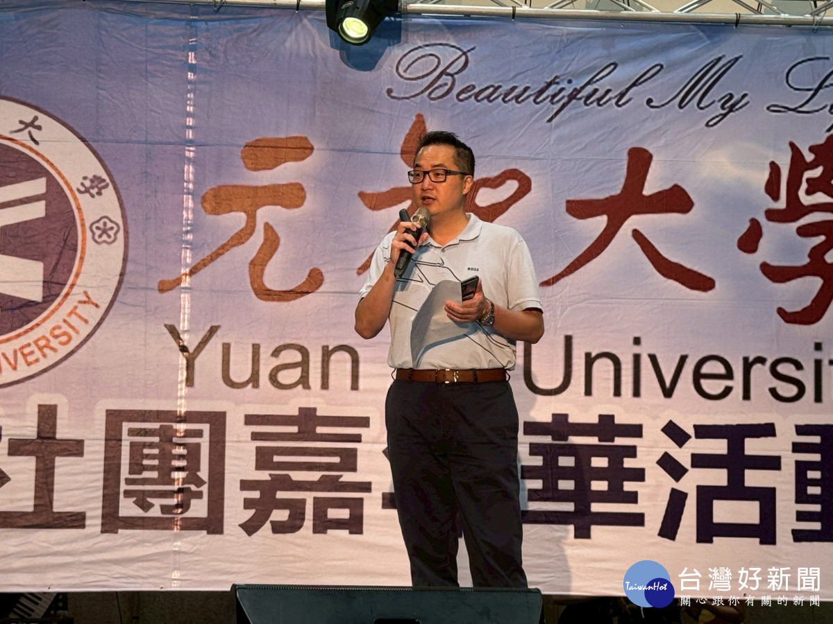 秦家騏校友分享成功心法，他強調機會只留給準備好的人，鼓勵學生持續學習、自我提升
