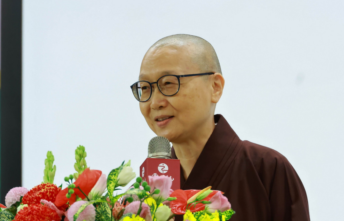 靈鷲山當家常存法師分享今年水陸法會的創舉及特色。（圖/靈鷲山佛教教團）<br />

