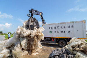 嘉義縣環保局推動免費農膜回收／嘉義縣府提供