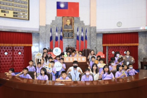 小議長營。林重鎣