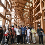 彰化縣長王惠美與日本IFA國際美術協會金原芳山會長以及臺灣策展人粘信敏等臺日藝術家參訪日本2025大阪萬博，為設計展汲取國際能量。圖／彰化縣政府提供