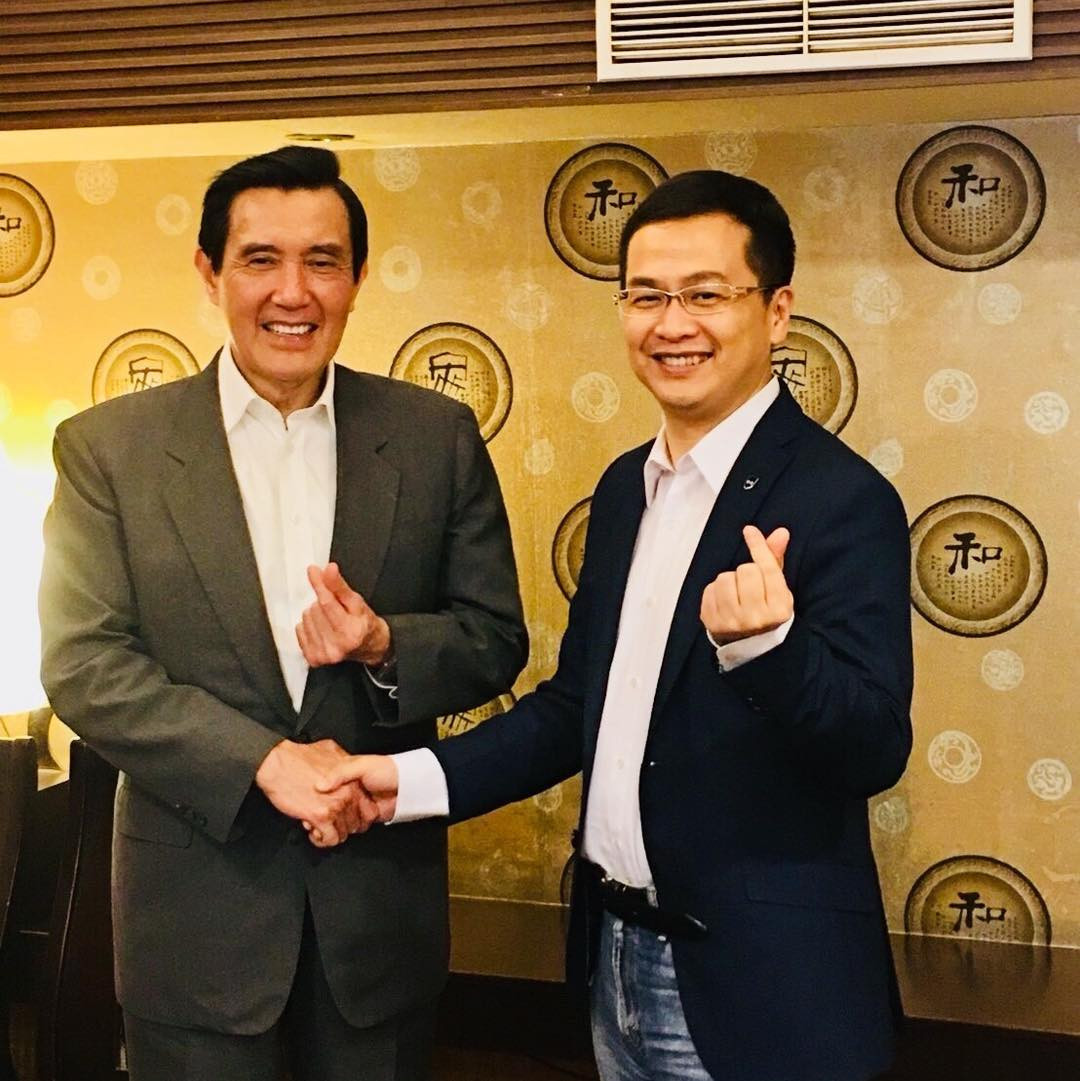 中國國民黨前黨主席馬英九（左）與立法委員羅智強（右）。（圖／翻攝自羅智強Facebook）