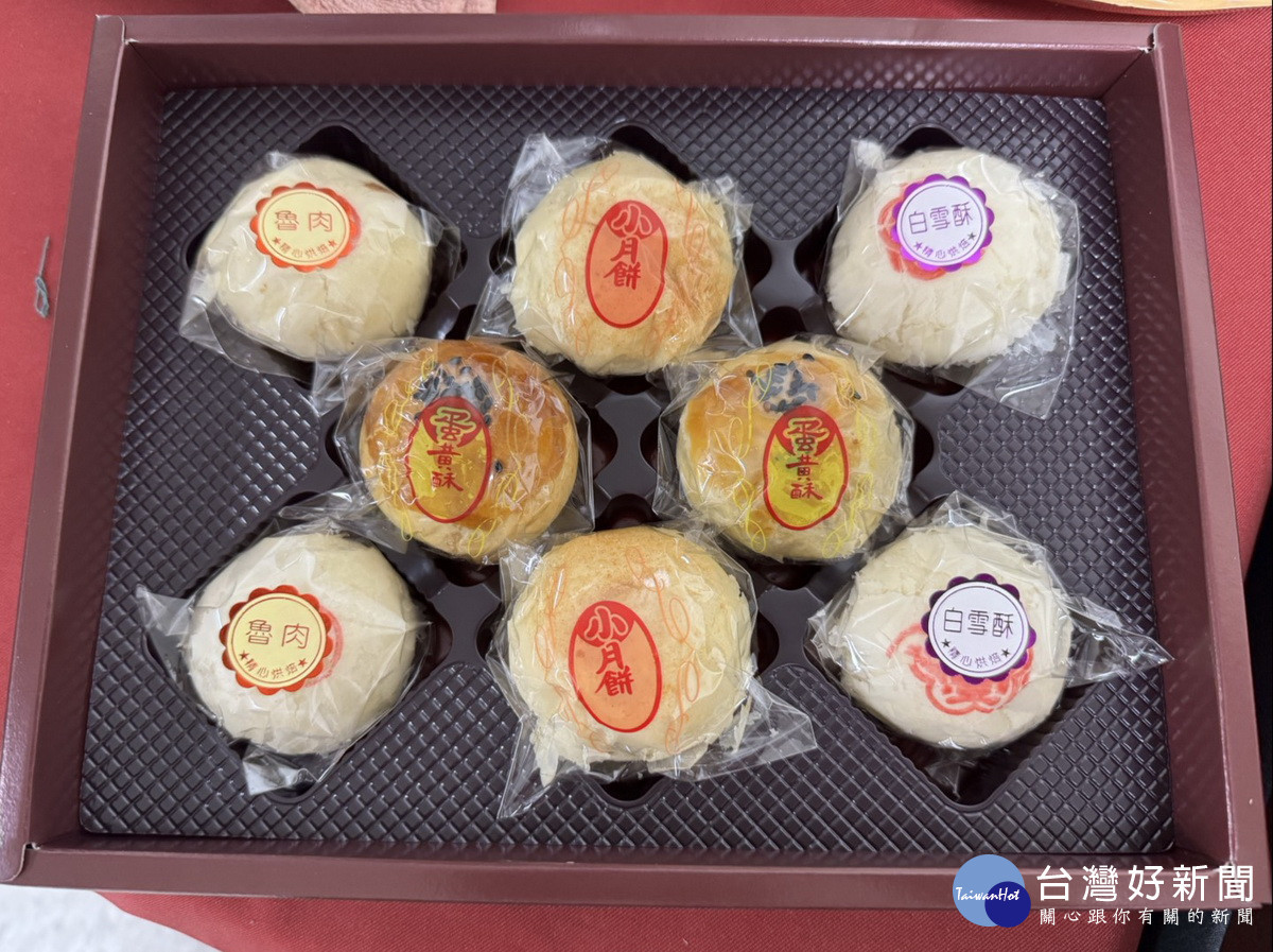 中秋月餅宜適量食用保健康。（南投醫院提供）