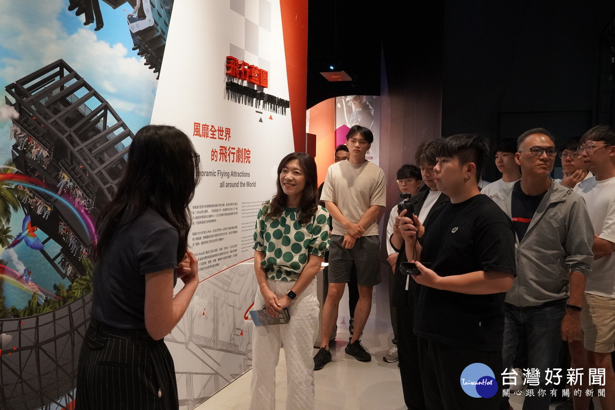 桃園青年局率新創團隊「飛向南方」，與高雄青年局共創跨區青年創業新能量。<br />
