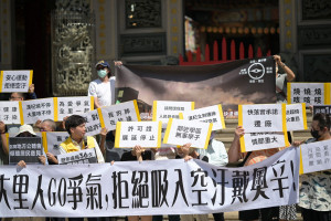 「大里GO爭氣，還我好空氣」陣線，號召民眾要求漢杞醫療廢棄物焚化爐滾出大里