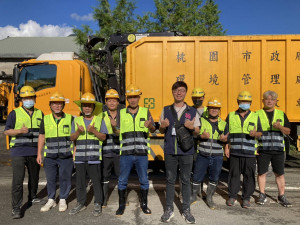 桃園環保局快速馳援花蓮光復進行災後復原。
