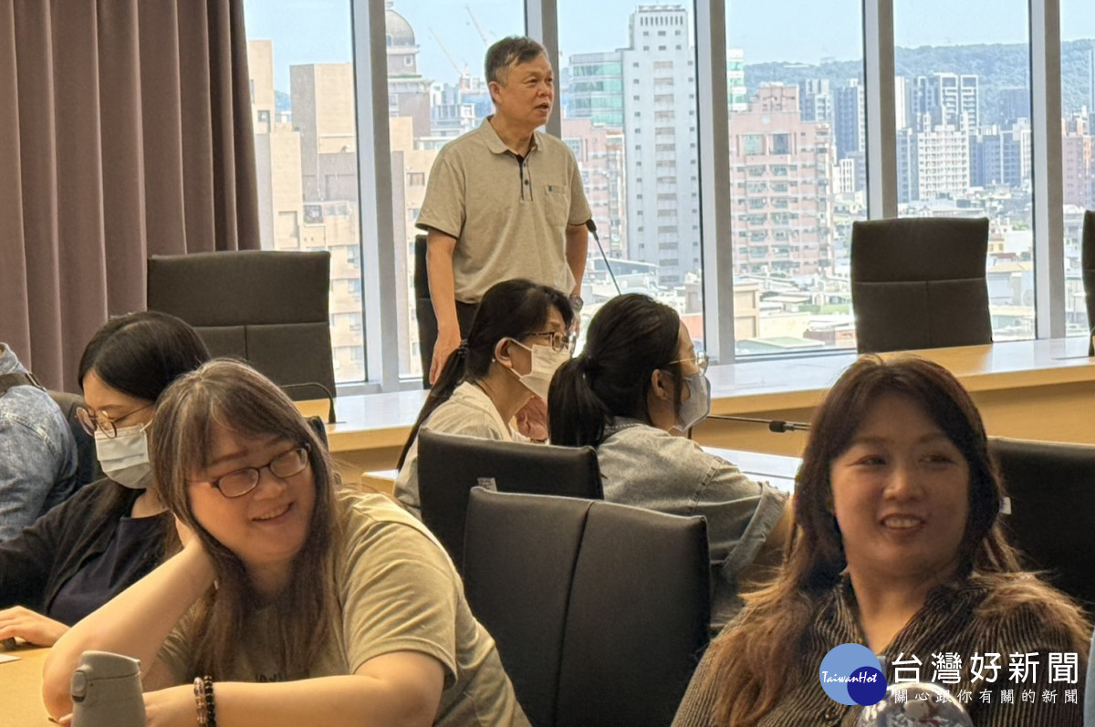 桃園市政府都市發展局政風室舉辦「揭弊者保護法暨陽光法案研習」。