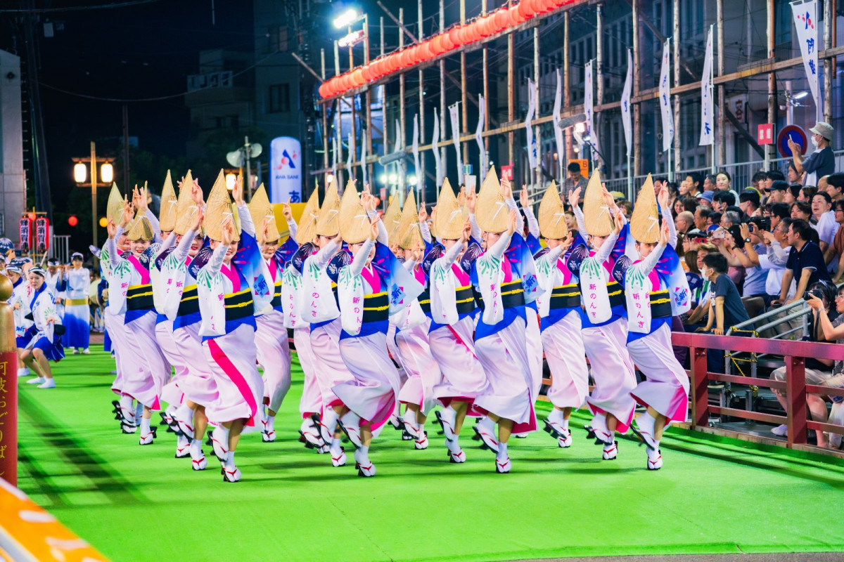 睽違五年的日本德島阿波舞表演團隊將於10月12日在 1F 正大門廣場盛大演出。
