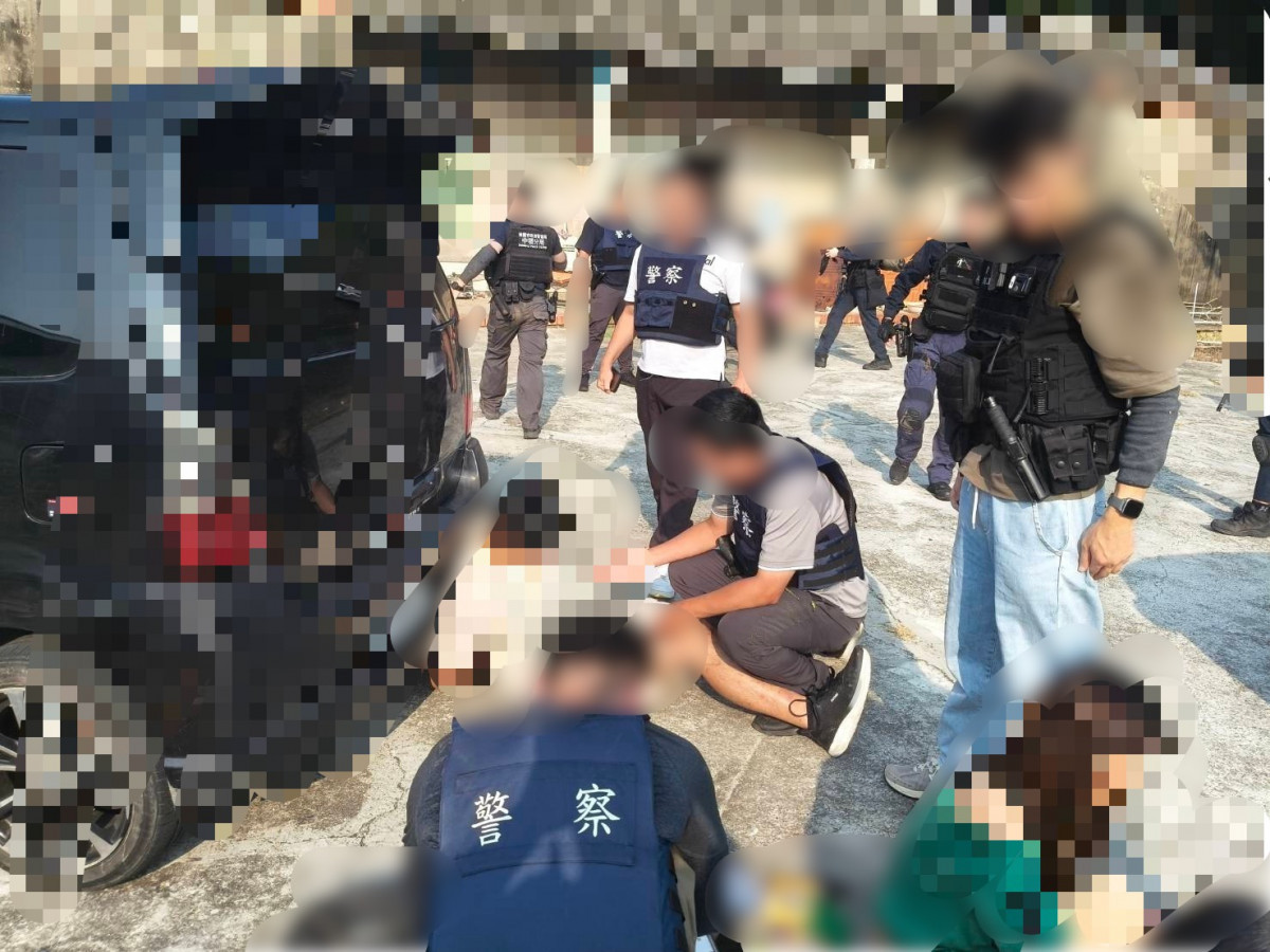 檢警跨縣市聯手攻堅，緝獲通緝要犯及大量毒品。