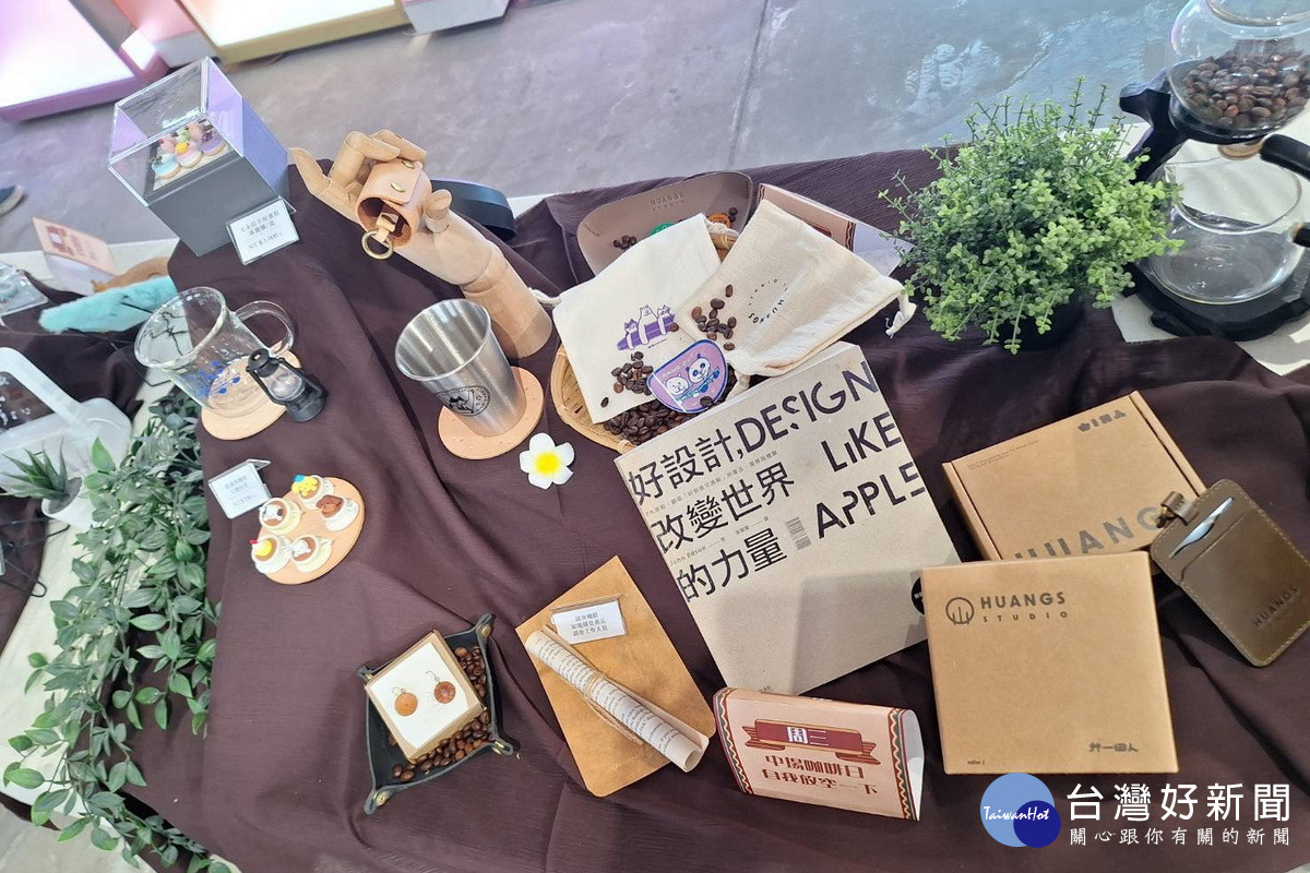 《不能吃的美食展》於中原文創園區五號倉庫登場。<br />
