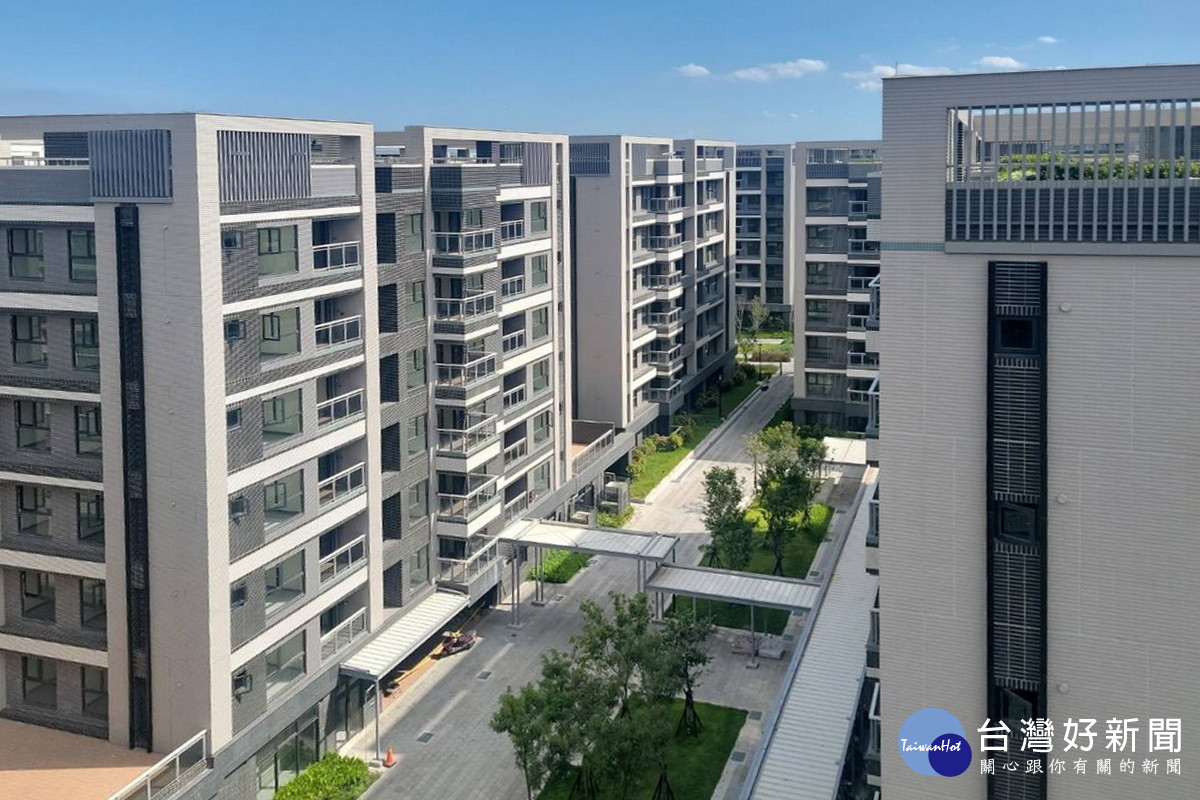 航空城安置住宅9成住戶完成初驗，街廓社區景觀。<br />
