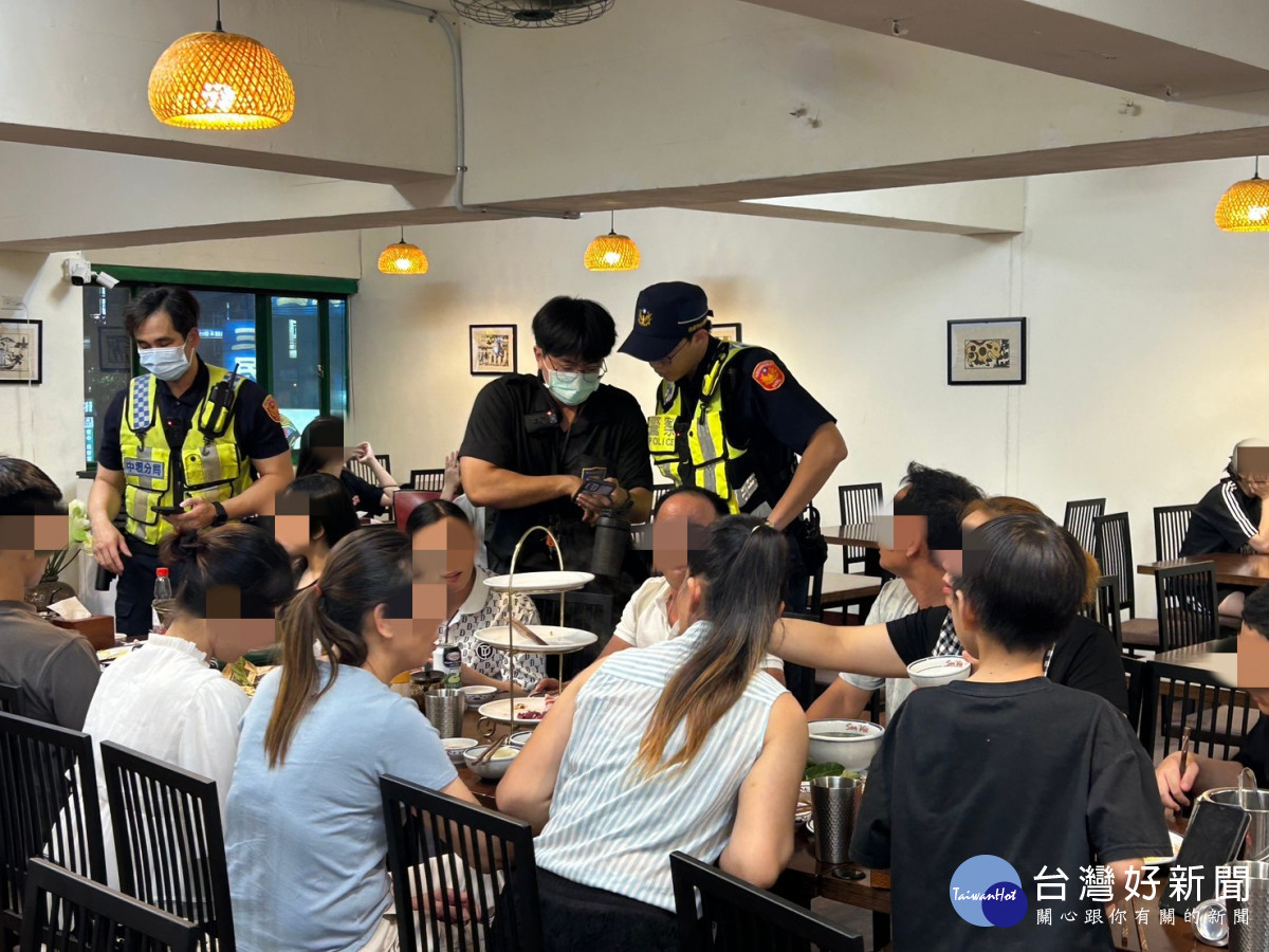 中壢警聯合移民署強力臨檢，連假查獲15移工。