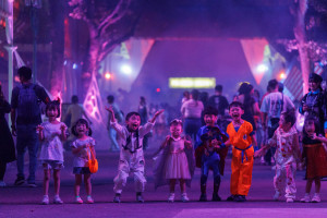 未滿12歲的小朋友適用鬼娃當家優惠，雙十連假入園只要$399。