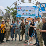 林世賢市長偕同中興莊眷村人文協進會理事長高華國（右六）共同主持中興莊行動博物館。圖／記者鄧富珍翻攝