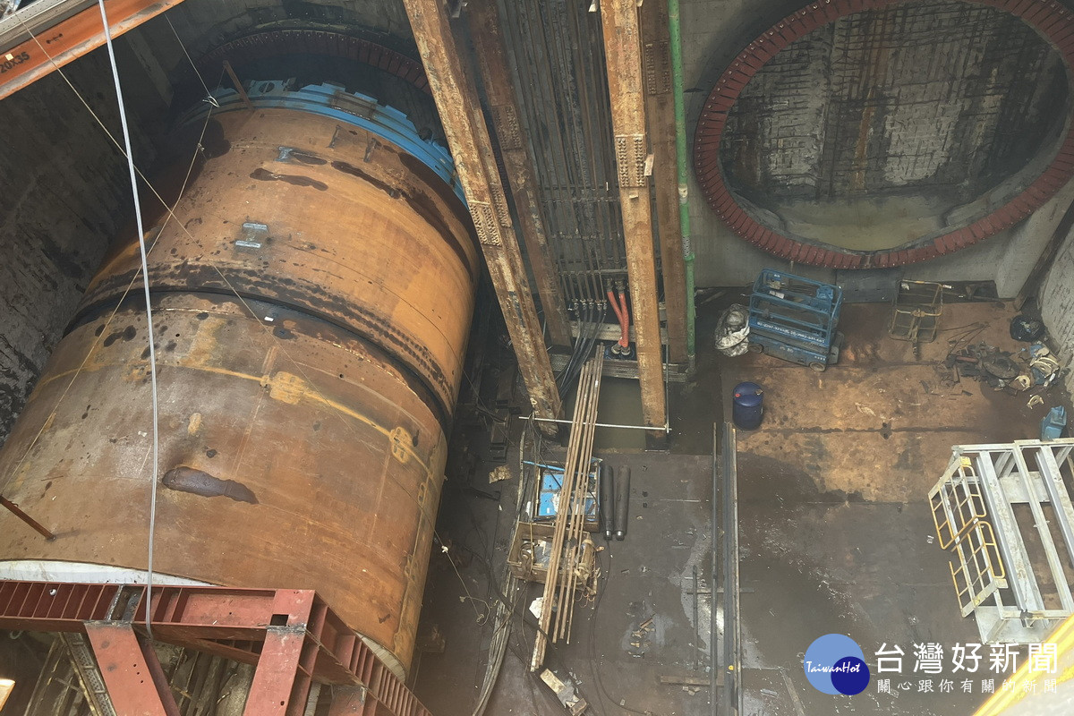 全力推進八德捷運建設，桃園捷運綠線今年第6台潛盾機發進。<br />
