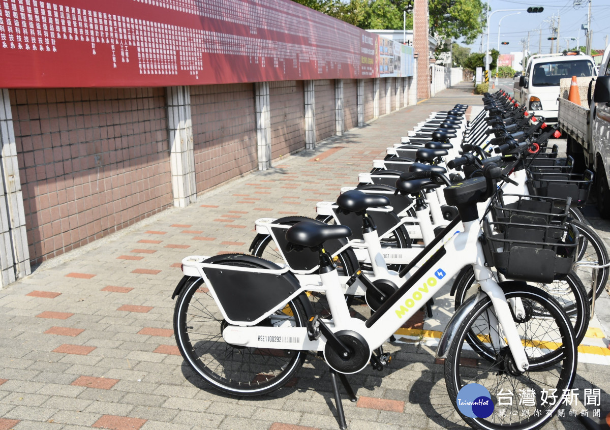 彰化MOOVO公共自行車進駐永靖，縣內第10鄉鎮導入低碳交通服務。圖／記者鄧富珍翻攝
