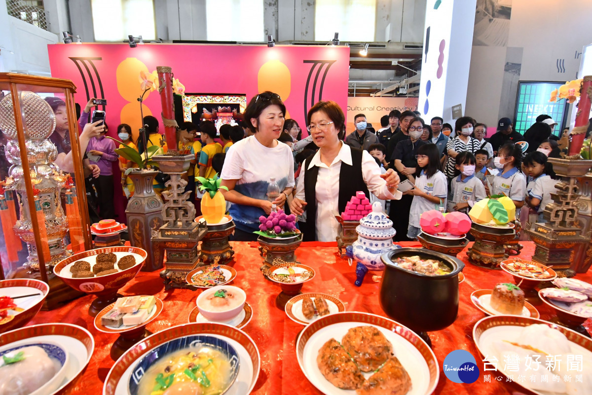 台東縣長饒慶鈴參訪2025台灣設計展，看見彰化無限可能。圖／記者鄧富珍翻攝