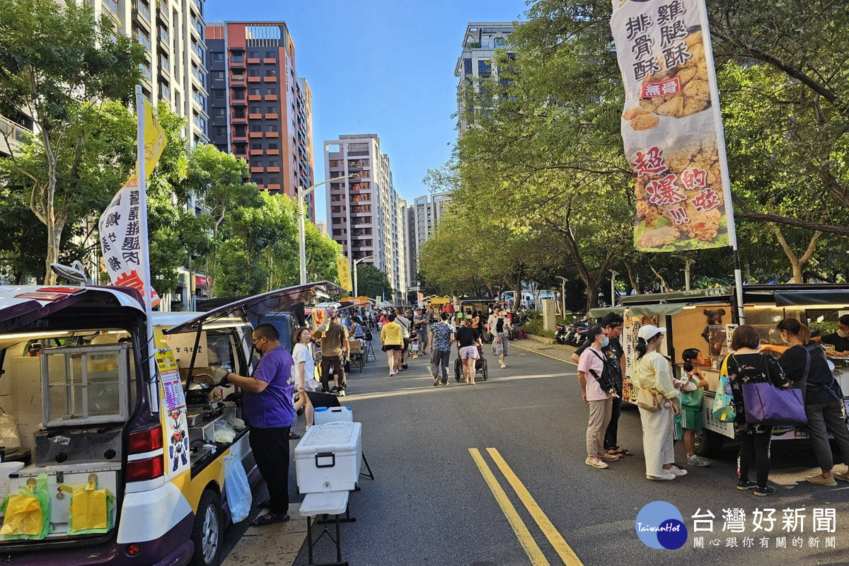 營造一商圈一特色，中路親子咖啡節歡樂登場。