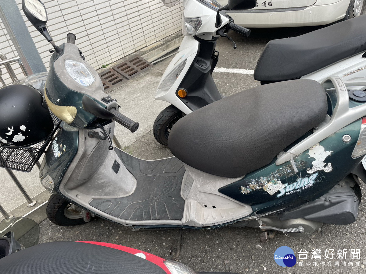 衛生所公務機車有待更新。（林儒暘議員提供）