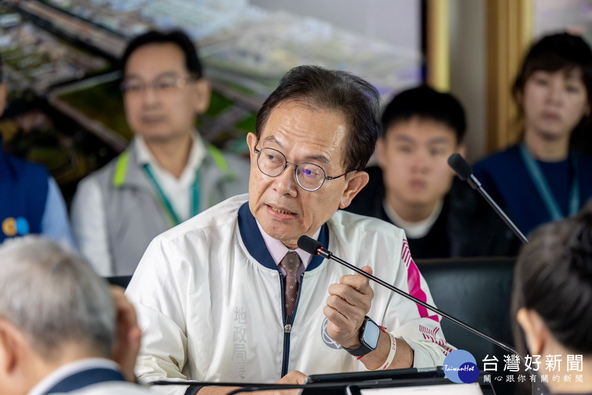 市府地政局長蔡金鐘。