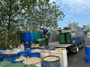 列管事業以外廚餘由清潔隊清運集中後，統一送至環保局廚餘處理廠。