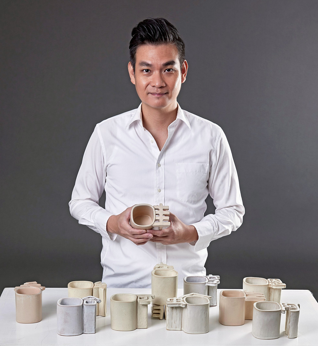 元智大學陳彥彰老師以其創意作品《靠杯》獲英國世界前瞻設計獎(WFDA)季度最大獎。