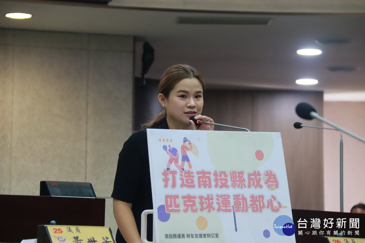 林友友建議讓普發的1萬元能留在在地消費。(記者扶小萍攝)<br />