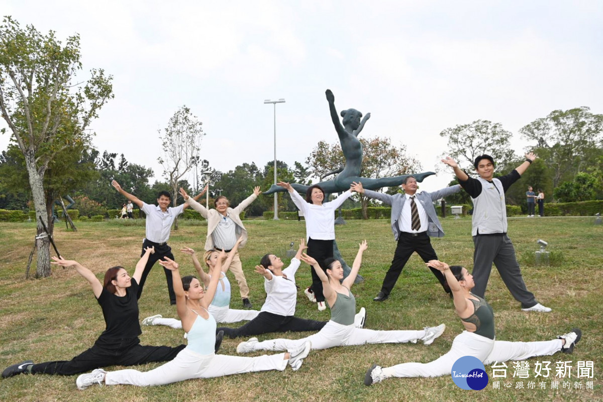 蒲添生運動系列雕塑園區今(1)日於北香湖公園盛大開幕／林詩涵翻攝
