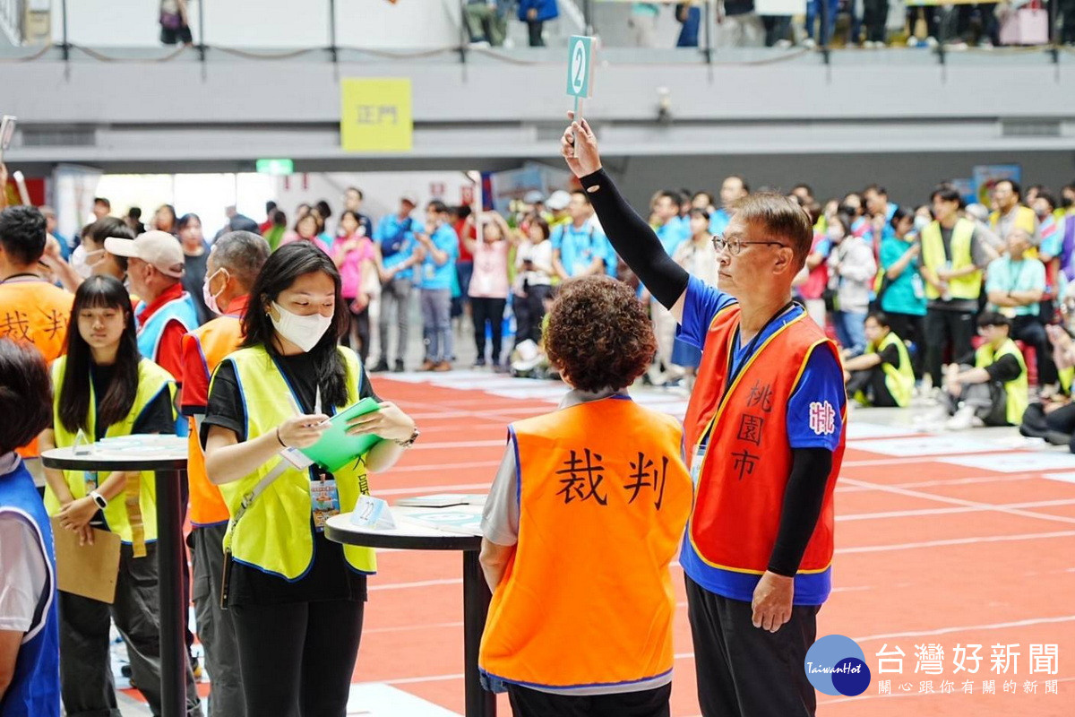 桃園環保志工隊參加全國環保競賽大放異彩，勇奪4項特優寫下榮耀。<br />
