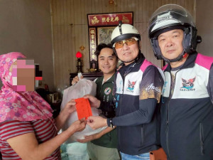 臺中市川啟愛心重車協會號召志同道合的愛心車友，來到南投縣集集鎮「玉映社區關懷據點」舉辦《鐵騎送暖‧幸福映集》愛心關懷活動。（協會提供）