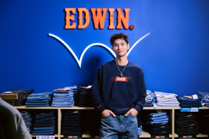 EDWIN攜手人氣男團FEniX，於台中新光三越週年慶活動中正式亮相革新之作503 CO:RE系列。