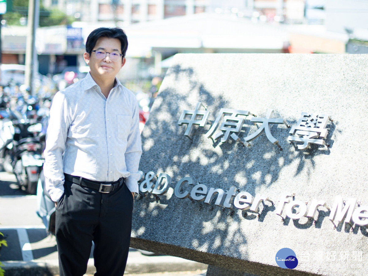 中原大學化工系張雍之專利突破傳統生醫材料限制,綠色製程可對接全球醫材與膜濾市場,獲銅牌肯定。