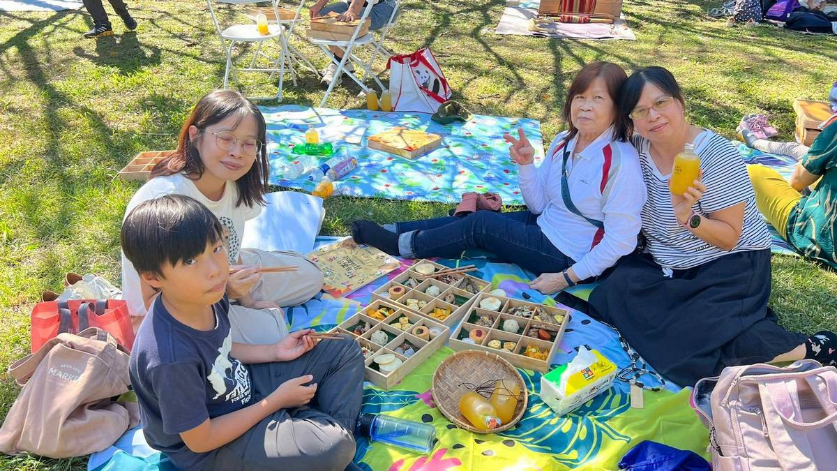 「部落楓采餐套組」，以小米、馬告、樹豆、苦花魚等部落食材入菜，呈現山林風土原味。（南投分署提供）