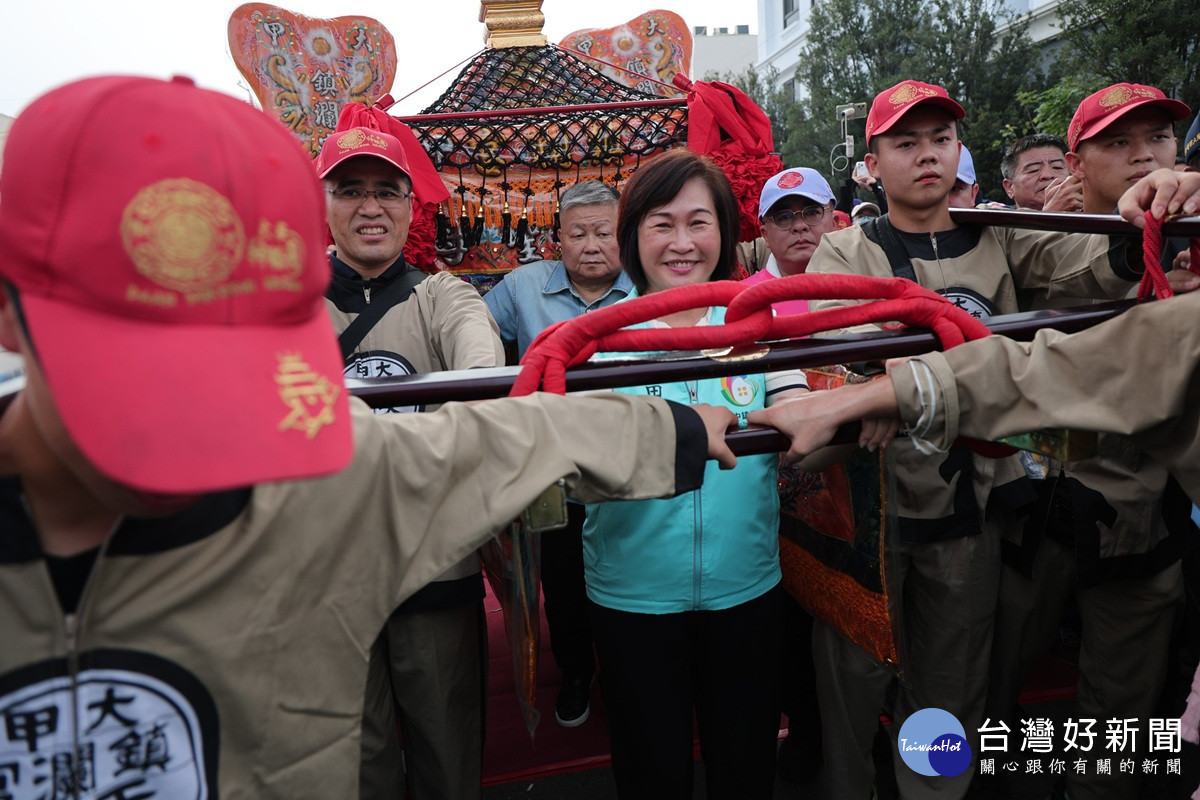 大甲媽駐駕田中鎮公所  另類雙媽會—就愛田中鎮
