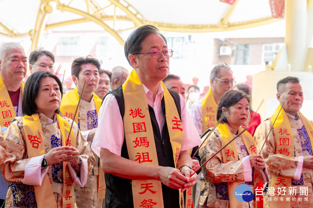 張市長參香祈福。