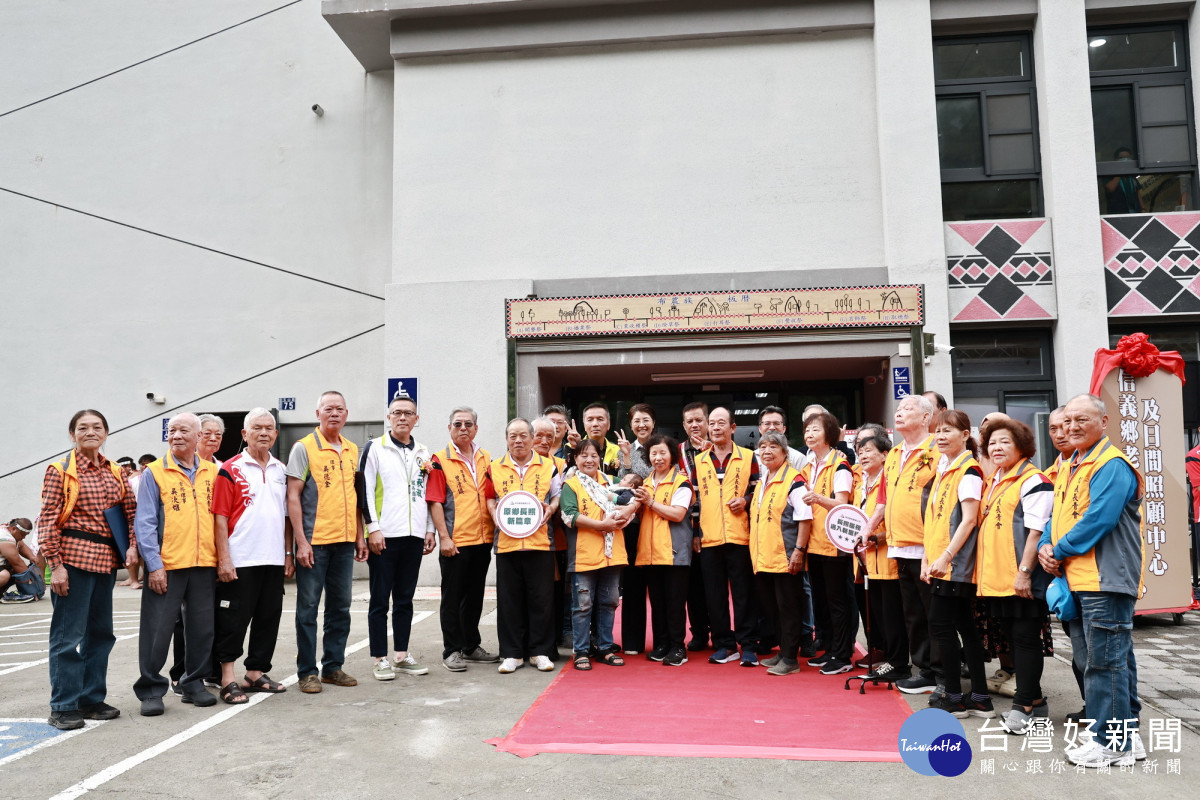 長青會員齊聚。